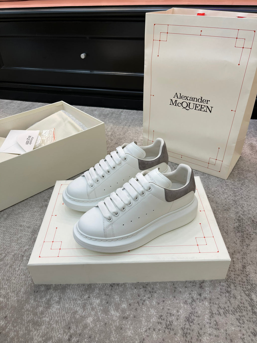 Alexander Mcqueen Sneaker