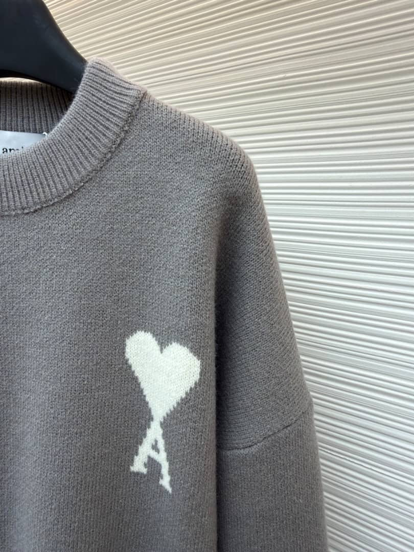 Ami Paris Sweater
