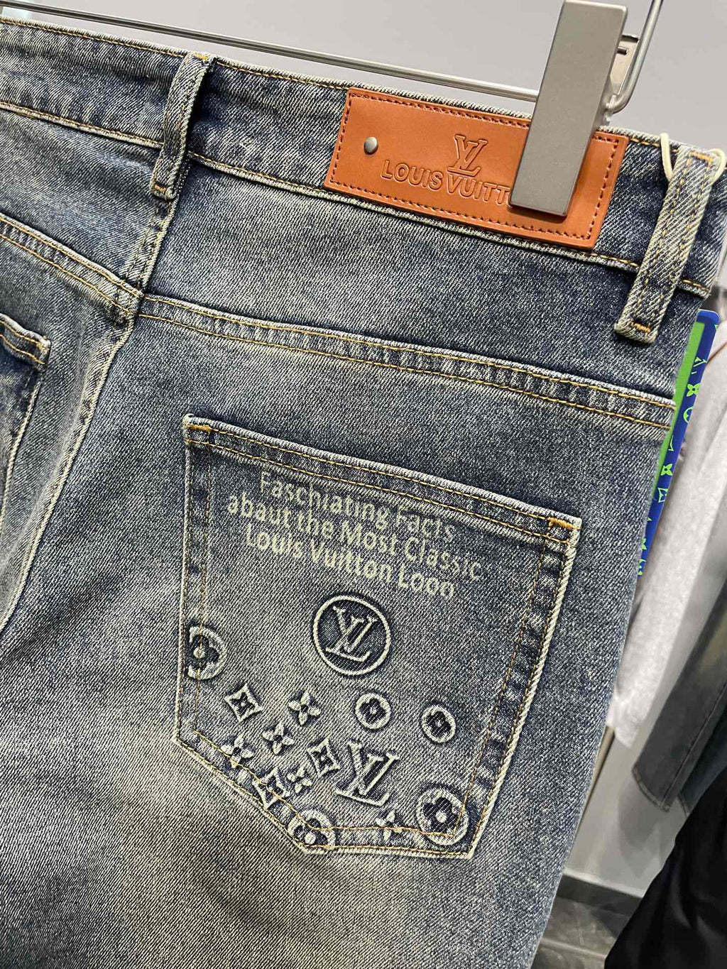 LV Jeans