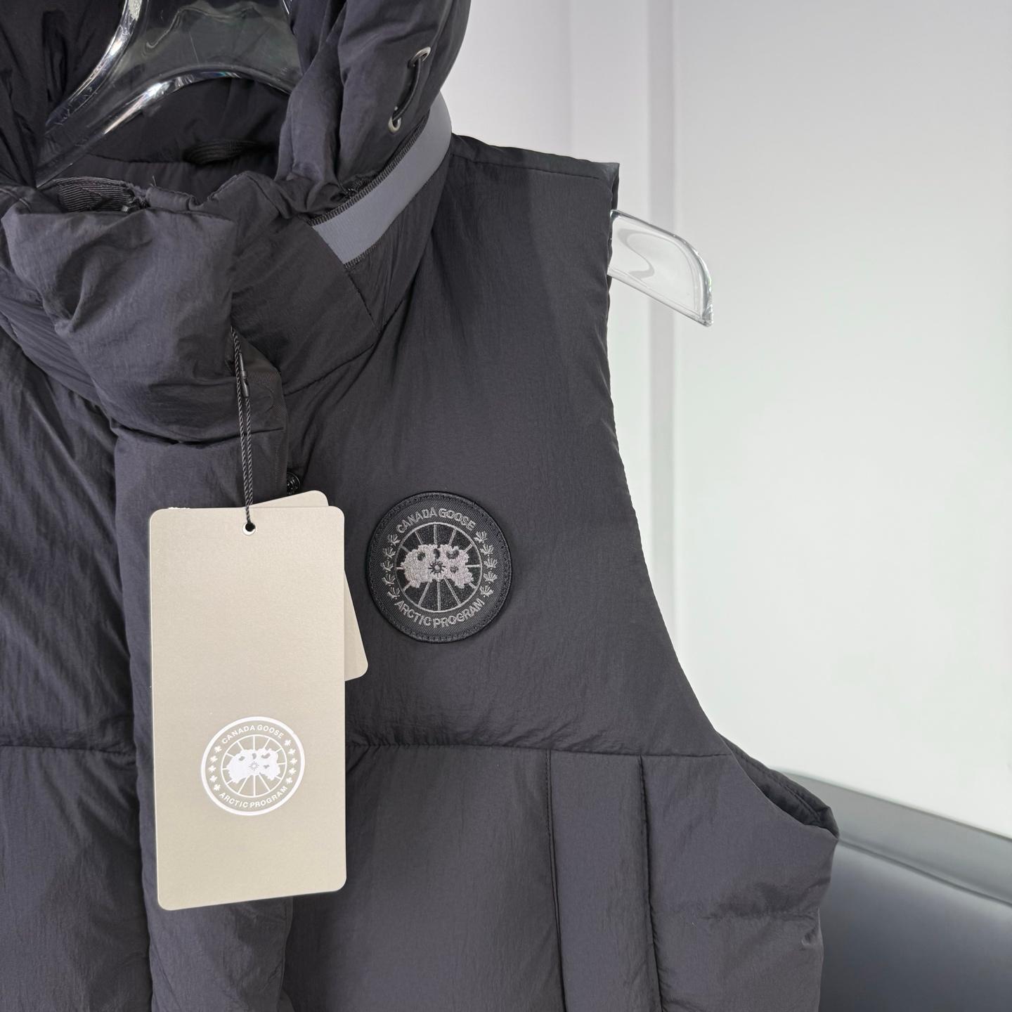 Canada Goose Vest