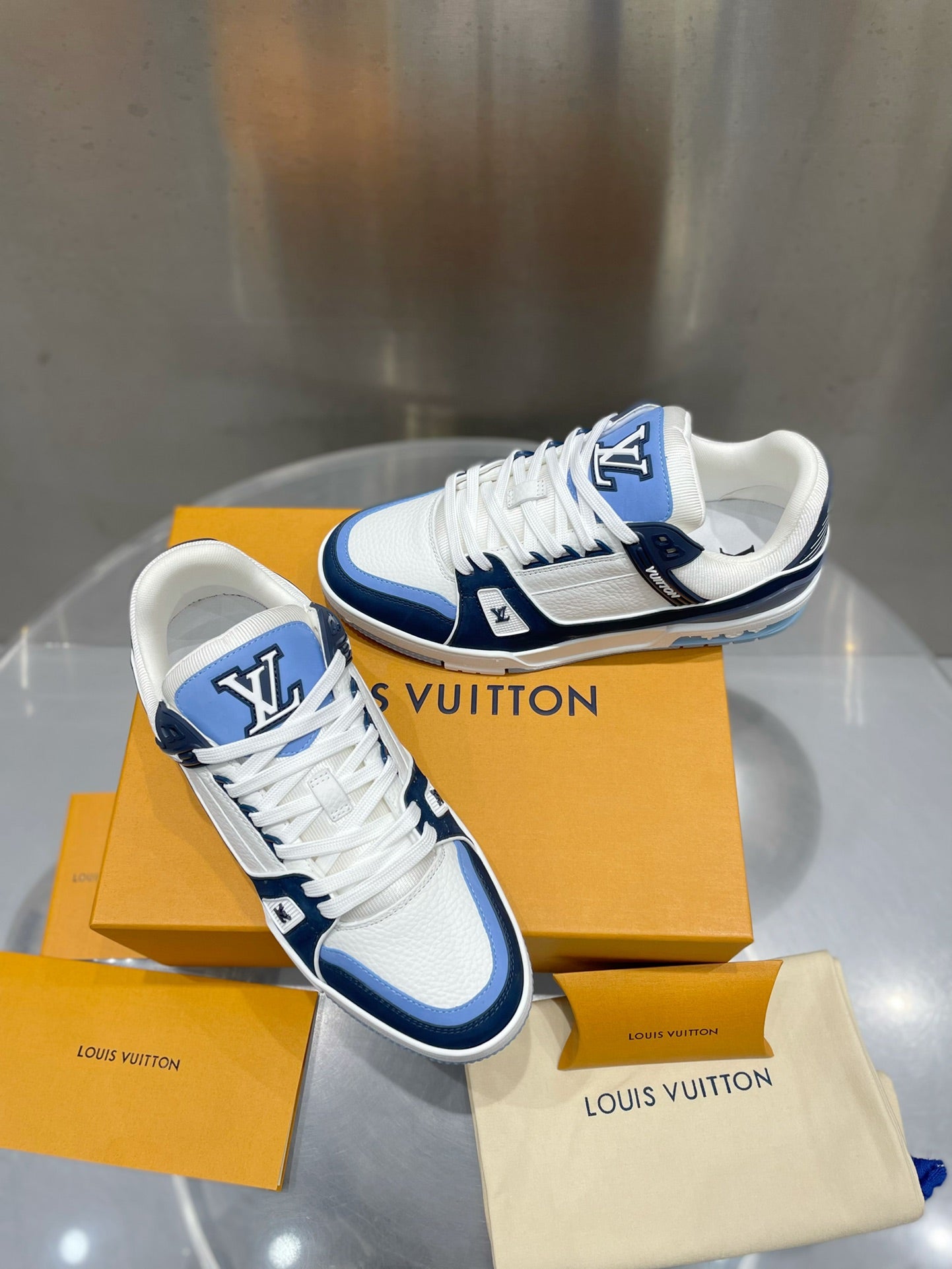 LV Sneaker